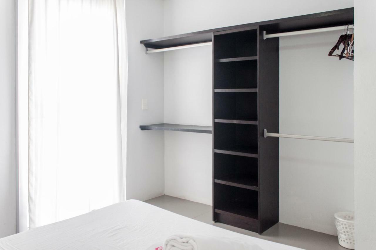 Whyz 4 You Private Rooms 푸에르토 모렐로스 외부 사진