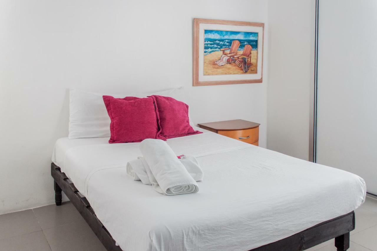 Whyz 4 You Private Rooms 푸에르토 모렐로스 외부 사진